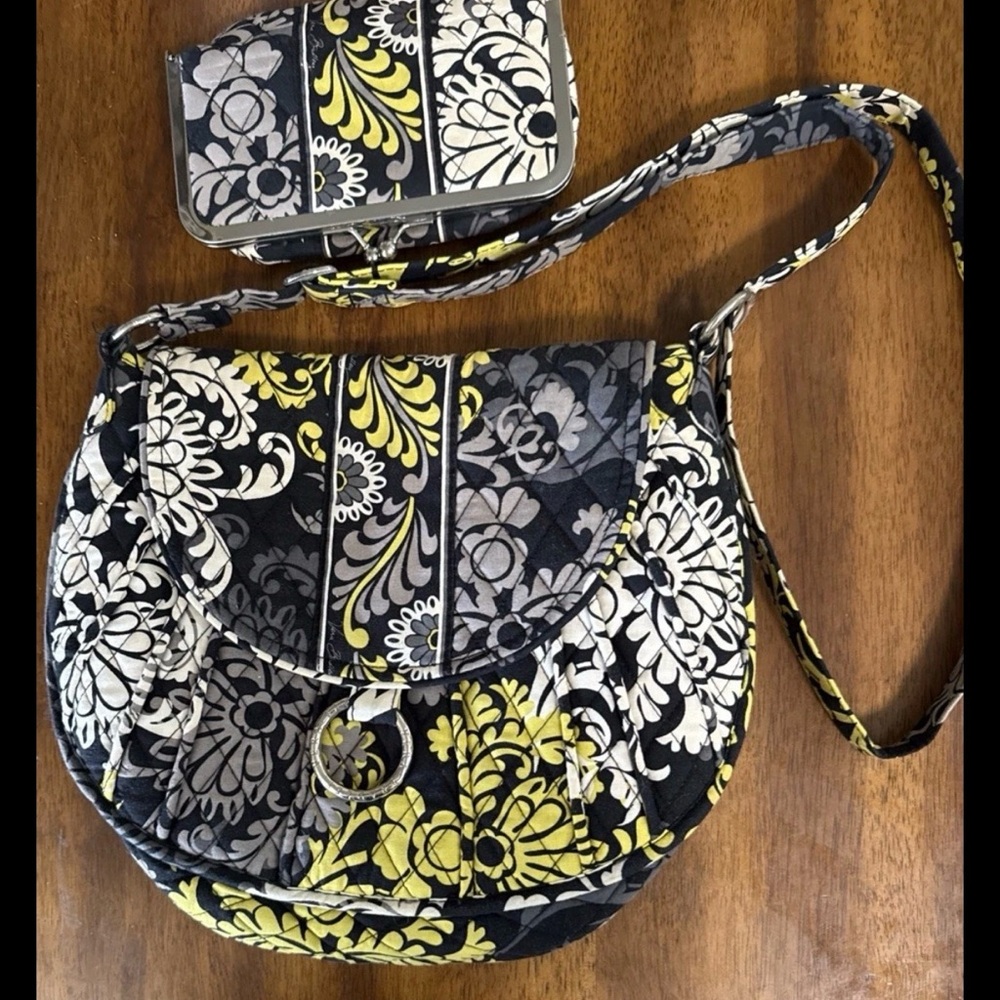 Vera Bradley floral Shoulder Bag Purse and Wallet Set or makeup bag
